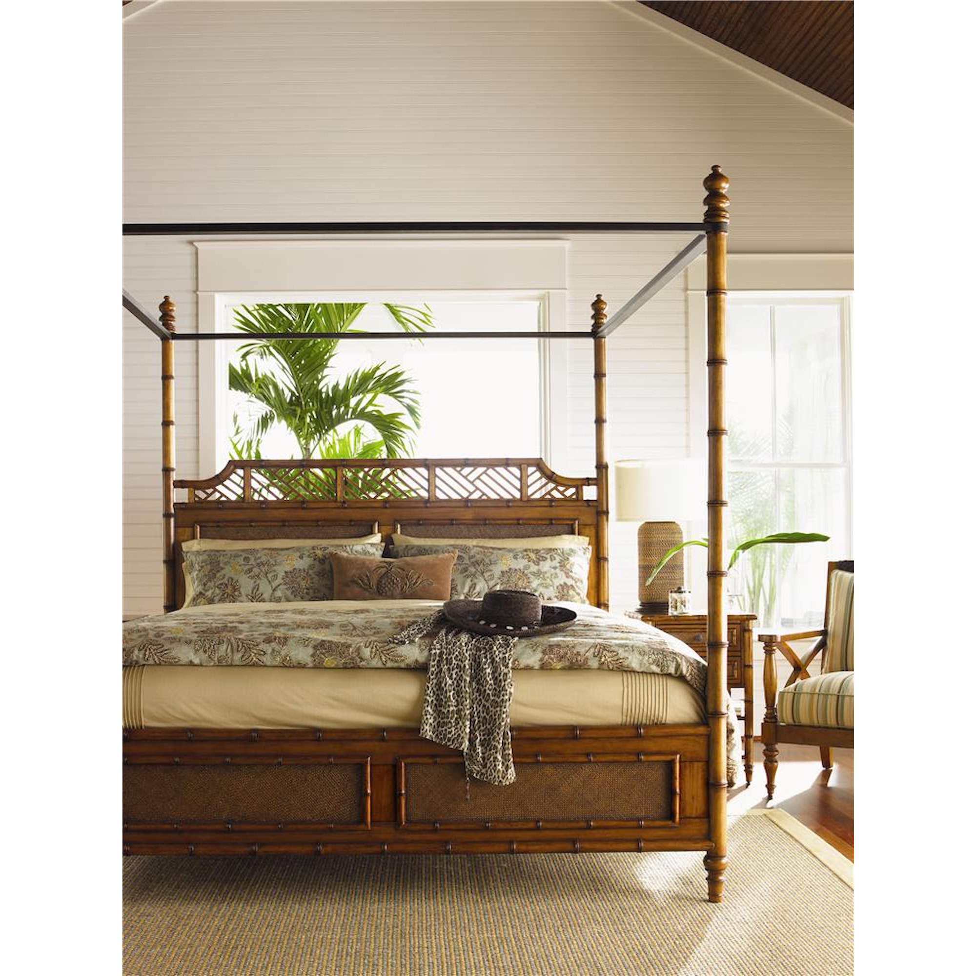 Tommy Bahama Home Island Estate 347473960 QueenSize West Indies Canopy